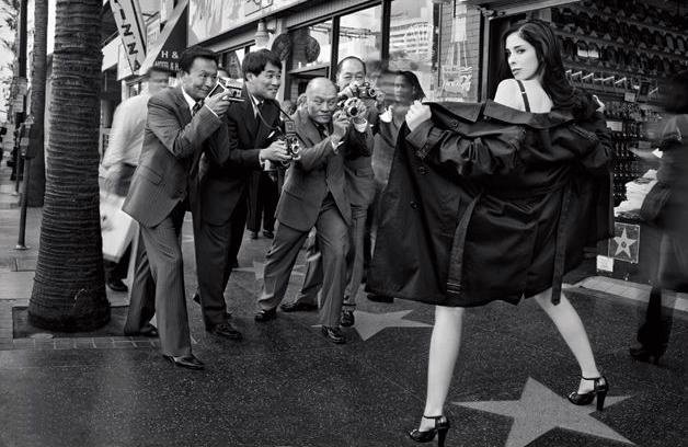 Sarah Silverman photographed by Mark Seliger for GQ magazine   2007.  Happy birthday Miss Silverman. 