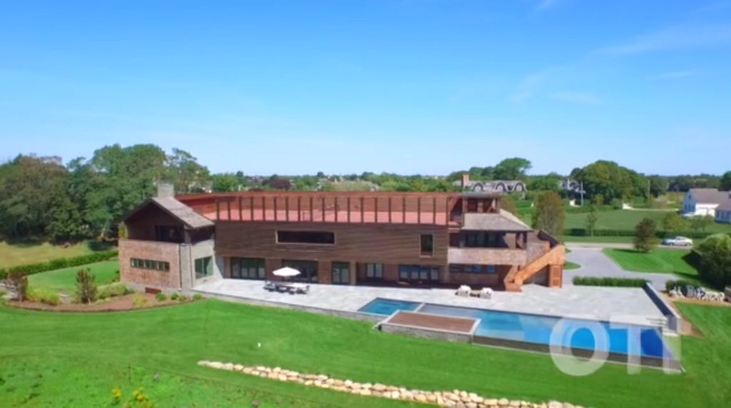 jlicata's tweet photo. Thanks to @issuu and OntheInside for featuring the most spectacular home #inthehamptons #100crescent @456DEVGROUP https://t.co/d1XMofdL8I