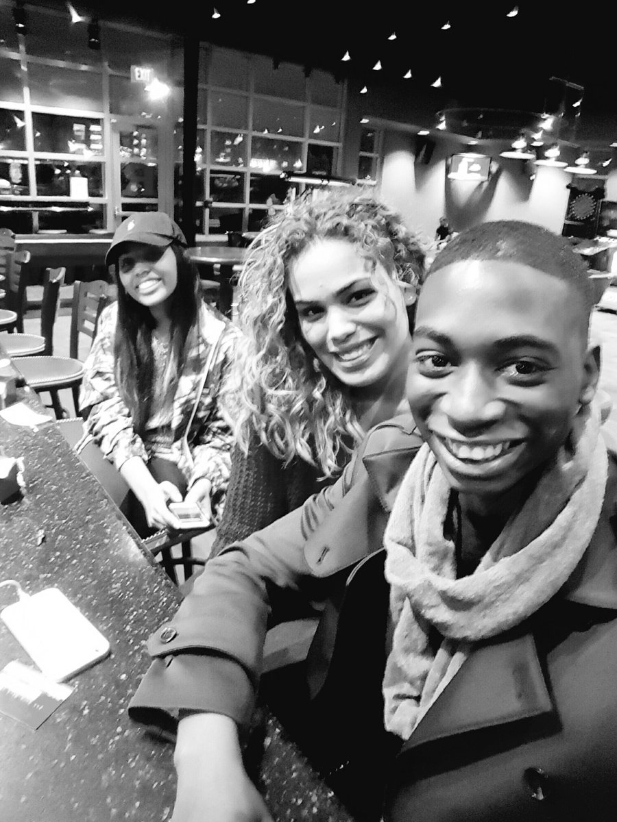 jasongainesjr's tweet photo. Fun times during #RUGivingDay with the org! @RFSdReamteam #RUzone https://t.co/f2oxD98RzD