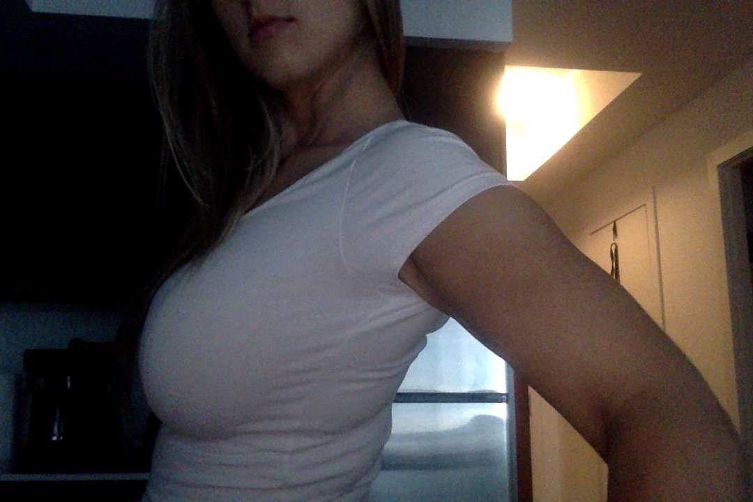 Roxxxy_Black's tweet photo. #Escort #Toronto #Escortsoftwit #Companion #EroticServiceProvider #GFE #Companion https://t.co/HdUpd2iyBk