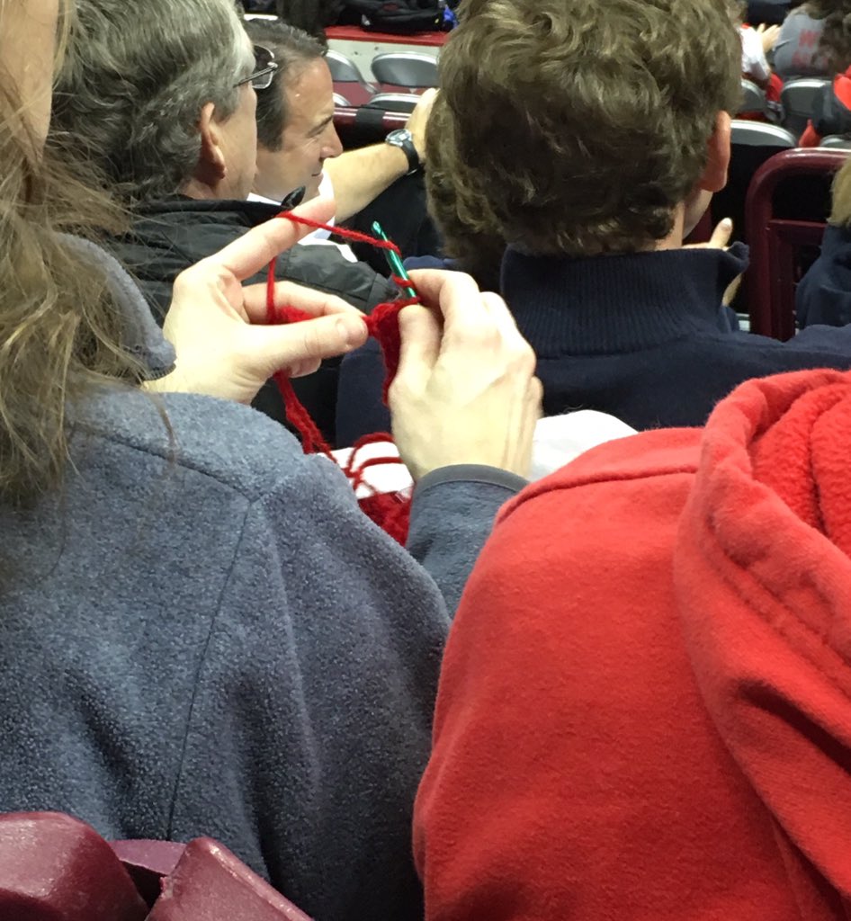 CVL68JNUYAAvL5L.jpg:large