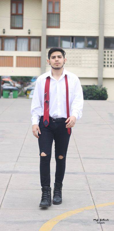 JussethCV7's tweet photo. "Actúa casual" https://t.co/lihH1o41Jw