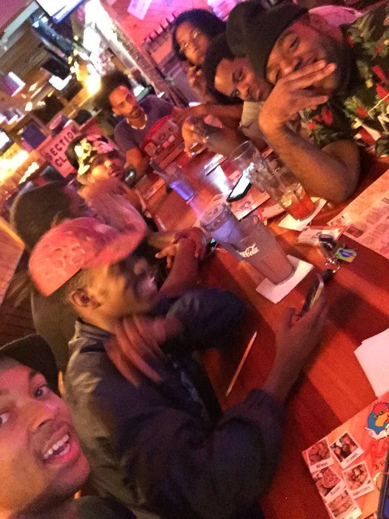 WhereAreMyKeez's tweet photo. #ReemsPowerHour SHOUTOUT TO THE MUTHAFUCKING GANG!!!!!!!!!!!!!!!!
Gooty for life niggaa @1ogvern @HakimsArtNStuff https://t.co/WOVF08TJjD