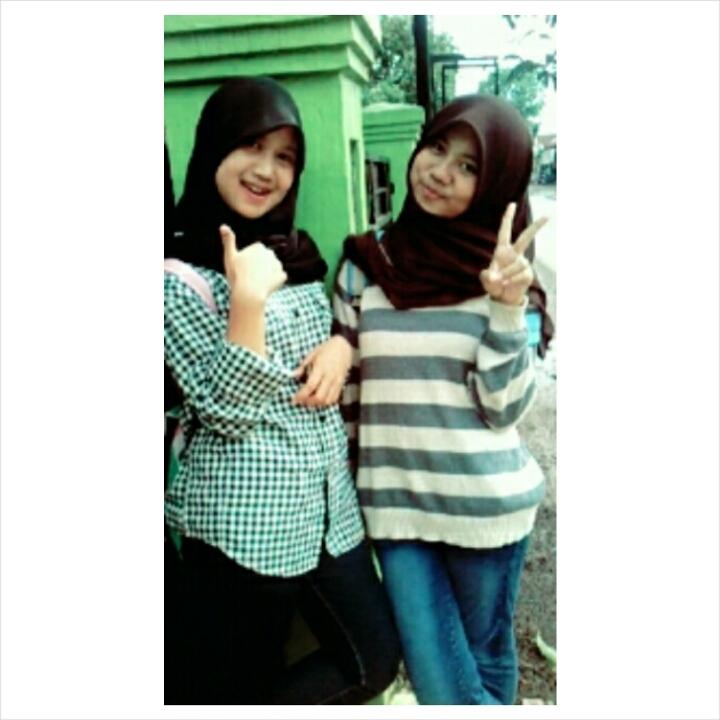 anitakeysani's tweet photo. Latepost! Last sunday w/airani #weekend #cibiuk #happy #ngalayyy =)) https://t.co/KFDUt8YHdA