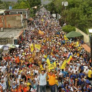 gregoriocastro's tweet photo. Cierre de campaña circ.2  edo. Nva. Esparta, sto no es montaje, sto s gnt q quiere,q necesita y merece un cambio https://t.co/QLtZND006U