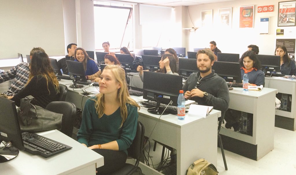 ProyectoMudd's tweet photo. Estudiantes de Concepción y Santiago, un semestre de trabajo, #25NoticiasQueImpactaronAlBiobio. Pronto #ProyectoMUDD https://t.co/g4LFqcwhSp