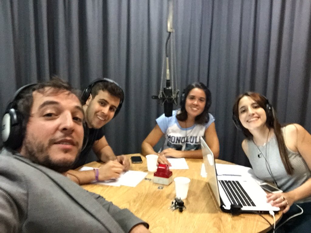 Por conversar con estudiantes en <a href="/CerrayvamosORT/">Cerrá y vamos</a> muy bueno el inicio informando del VIH y los atentados en Estambul