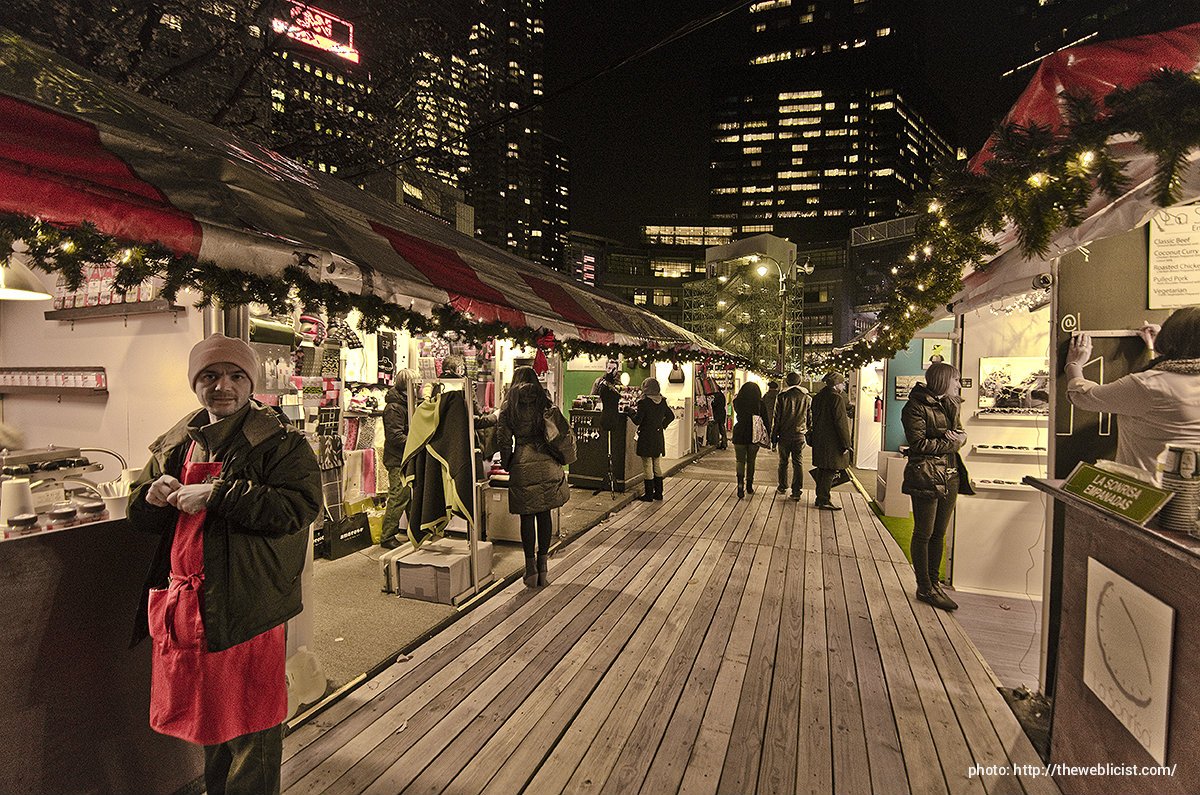 gabbermap's tweet photo. Head down to #ColumbusCircleHolidayMarket &amp; get in to the Holiday spirit! https://t.co/RO6QKyvD54