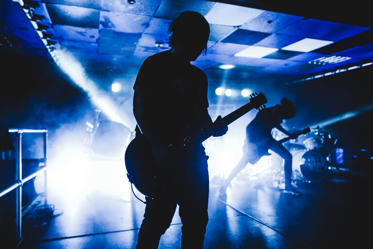 bmthofficial's tweet photo. Kingston! What a fun end to our UK tour. Thank you so much! 

📷 - @ashleyophoto https://t.co/VpOLrJnFZ0