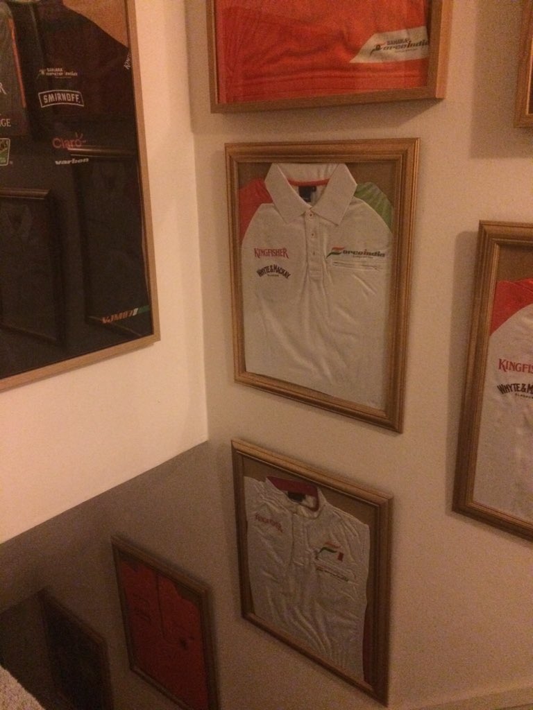 amilouHDLY's tweet image. Another season done which means another SFI shirt will go up on the wall... #RunningOutOfSpace #F1