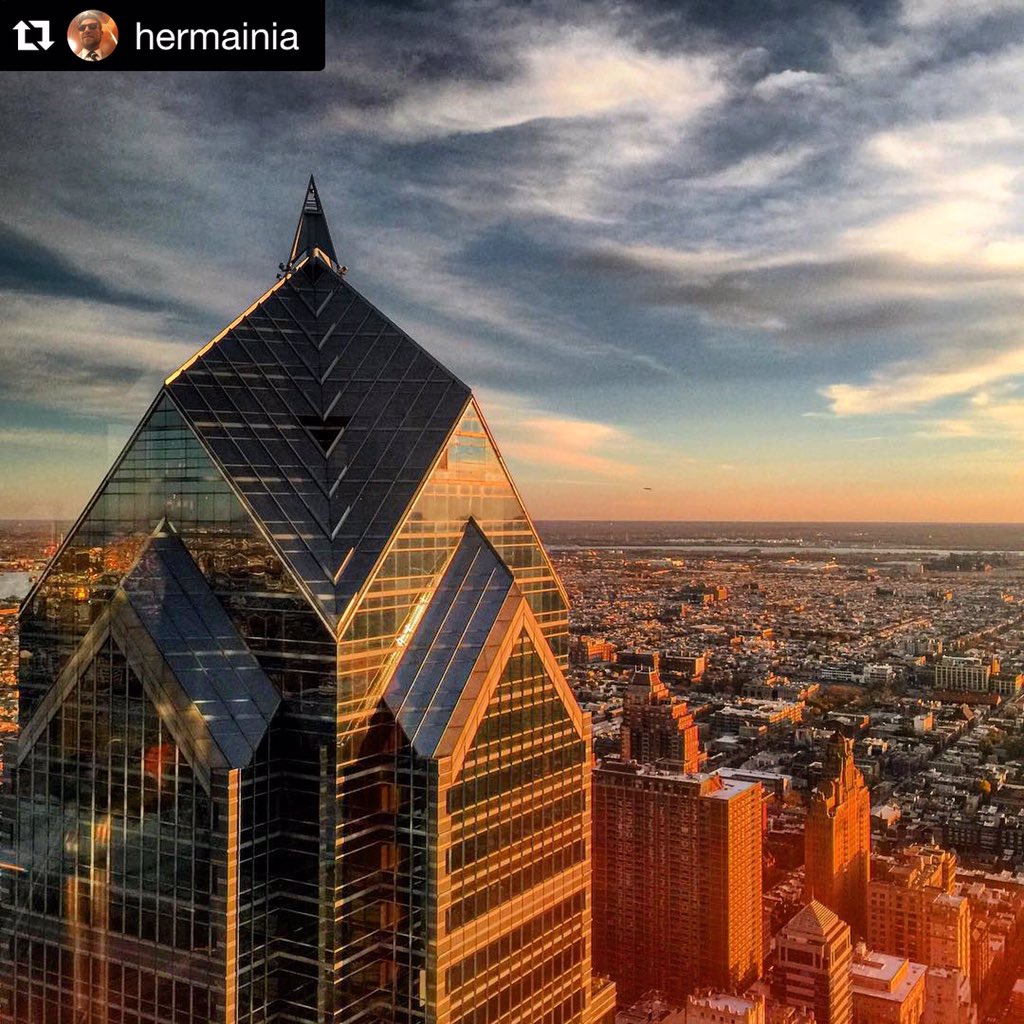 phillylovenotes's tweet photo. Best photo I've seen from the new @phillyfromtop by @hermainia (on IG). https://t.co/gUndZfO8uG