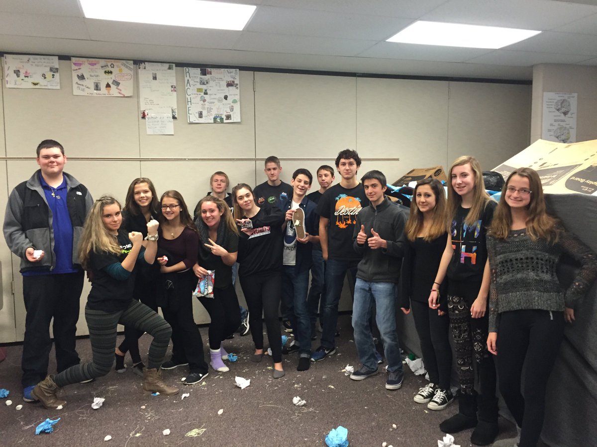 MsColleySLHS's tweet photo. Our two teams from trench warfare today! https://t.co/48Nuagwkyj