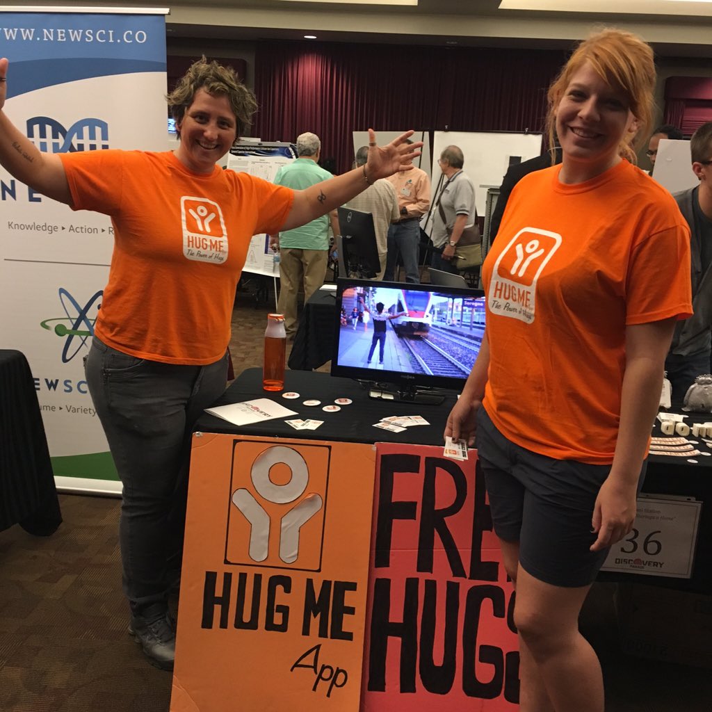 DomiStationTLH's tweet photo. #discoveryonparade features innovation and hugging w/ @powerofhug #emonthtally https://t.co/4hSgOE48ep