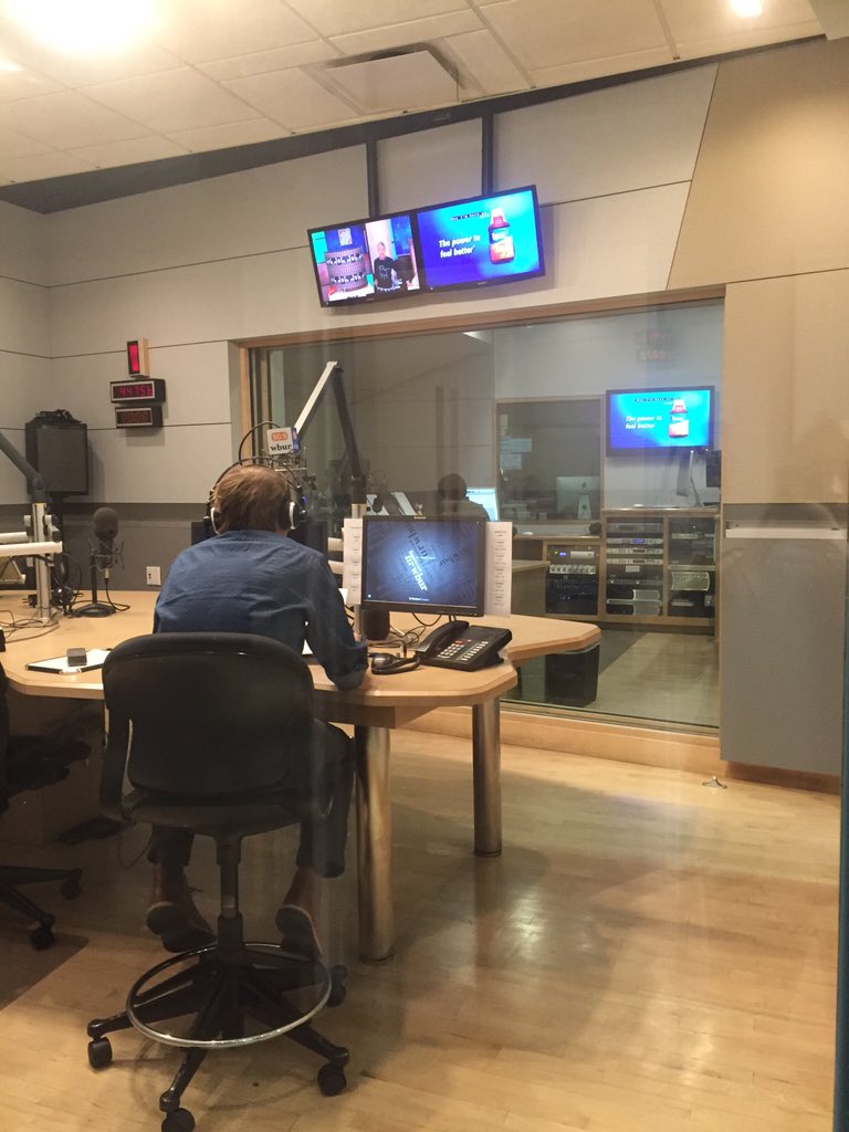 AshleyRLokken's tweet photo. Thank you @CindyERodriguez for taking us to @WBUR ! #jr101 #emersoncollege https://t.co/g2Y69QvKio