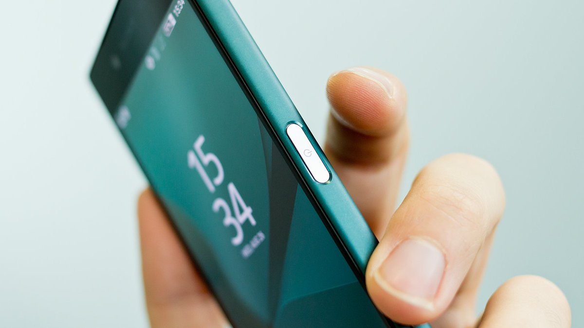 hamrogsm's tweet photo. The #SonyXperiaZ5, a high-end smartphone from Sony, is now here in Nepal. Read more:
https://t.co/wMPCDVbxnF https://t.co/Wk9d2Ch3DH