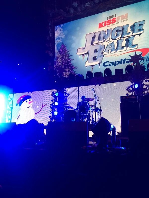 Ddevonnelbr's tweet image. este é o palco