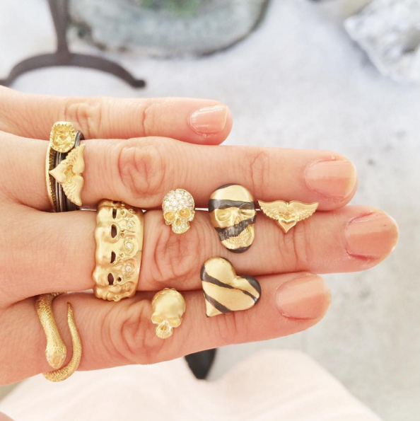 shopESQUELETO's tweet photo. These @AnthonyLent rings &amp; earrings are 💥! Interview with the master jeweler in our blog: https://t.co/ON4KupH9Xb https://t.co/EfSmvEEfgT