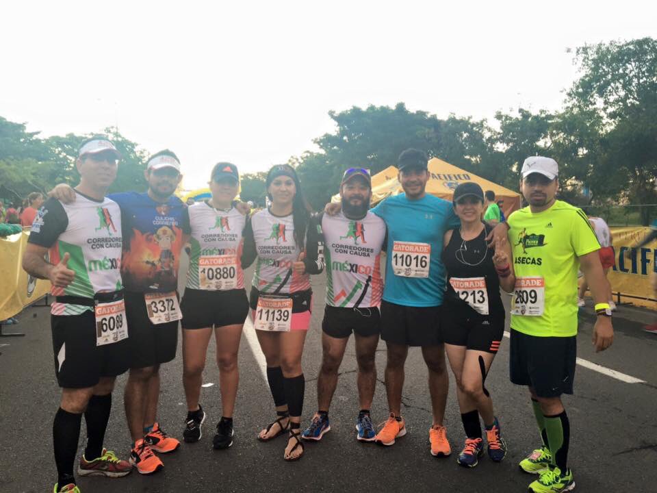 cse832's tweet image. Corredores con causa #MaratonPacifico2015
