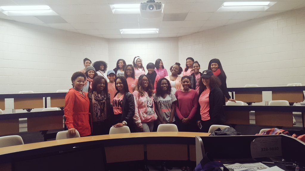 ECU_TMP's tweet photo. Pretty in pink. ππ Today was a successful #TMPTuesday and a great start to #TMPWeek ππ https://t.co/6HxIxZSw12