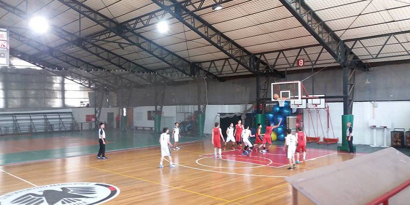 CSDColoColo's tweet photo. La Sub 15 de #ColoColo Básquetbol se instaló en cuadrangular final del Torneo Lideba  
→ https://t.co/2V8ZtjymUX https://t.co/H8bWwDoLlH