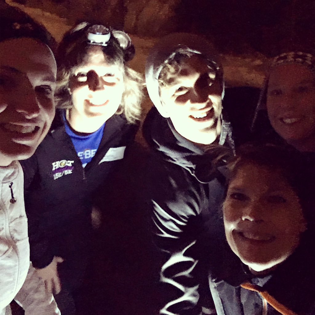 chelseleven's tweet photo. Finished strong with a great group! One Rock Relay complete! #mystepmystory #tr_eagan #COP21 #runcop21 https://t.co/wIZFwosep3