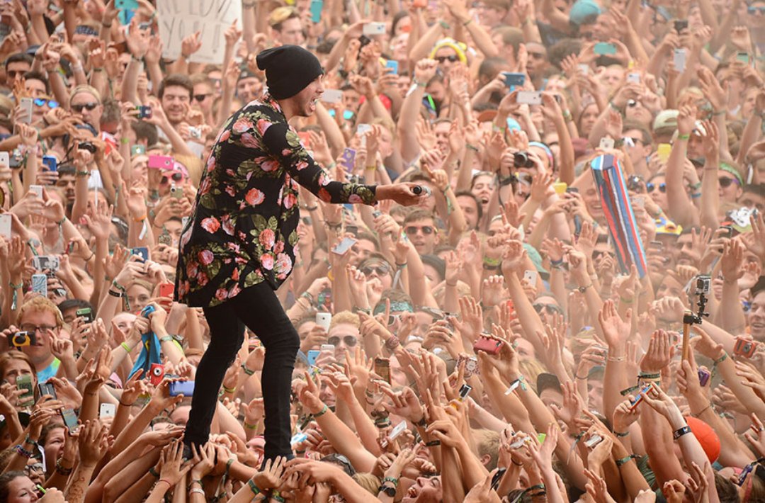HAPPY BIRTHDAY TYLER JOSEPH 