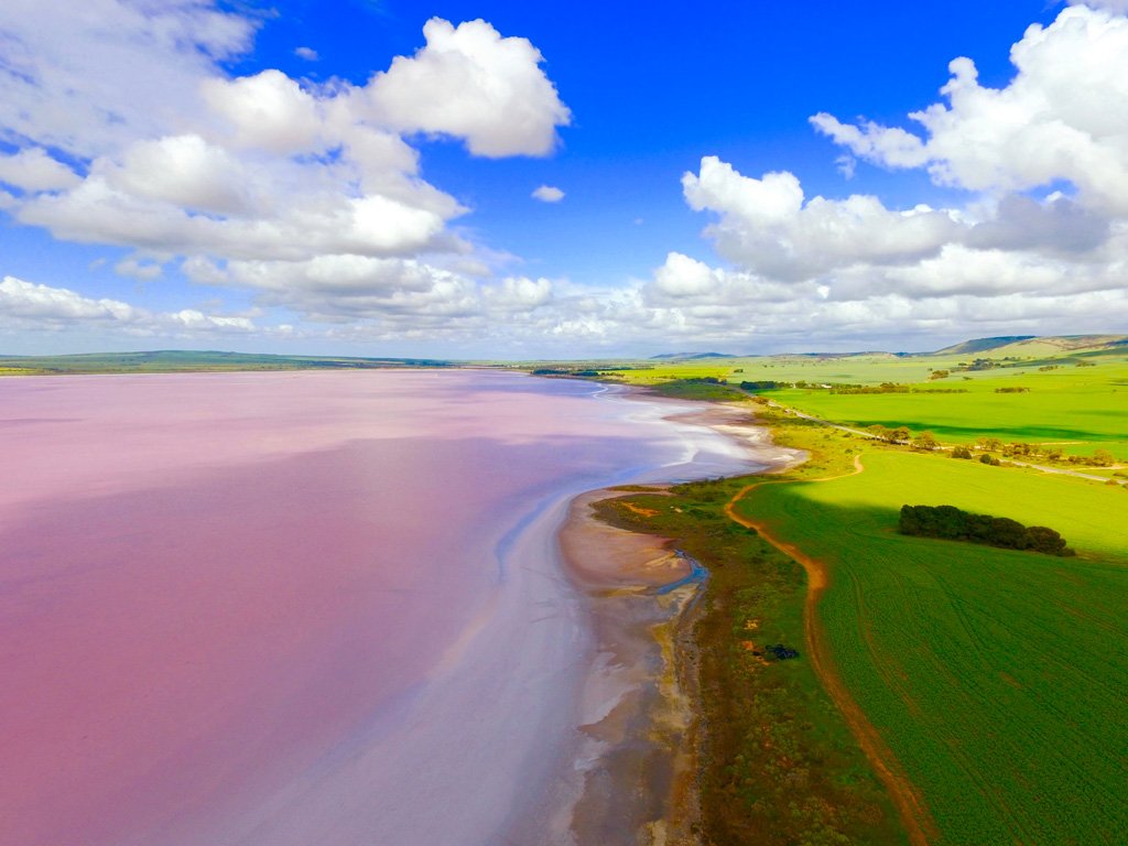 CNTraveler's tweet photo. These amazing drone photos prove that Earth is a beautiful, beautiful place https://t.co/R309LPWgqM https://t.co/R4LGqeI8zs