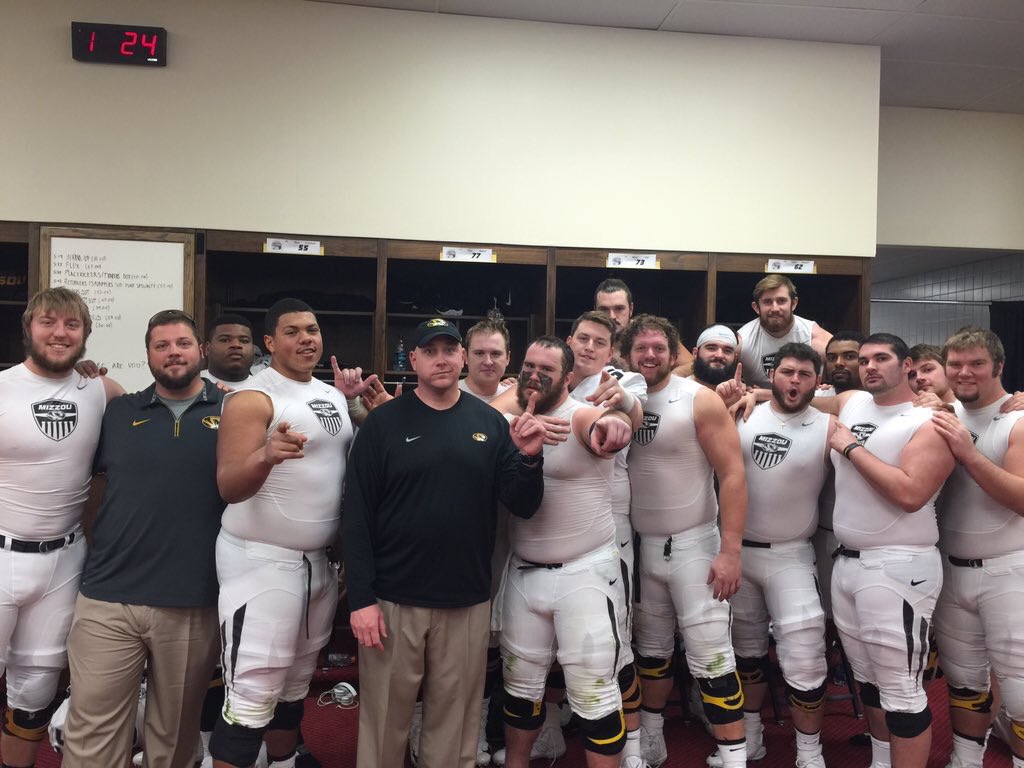 Gunna miss this... OLine room won't be the same but we'll keep the traditions living #BigWomenLovers