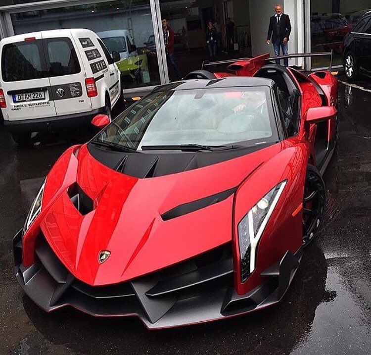 TheBestCarsOnly's tweet photo. Wow 😍 https://t.co/xUWikpPBvV