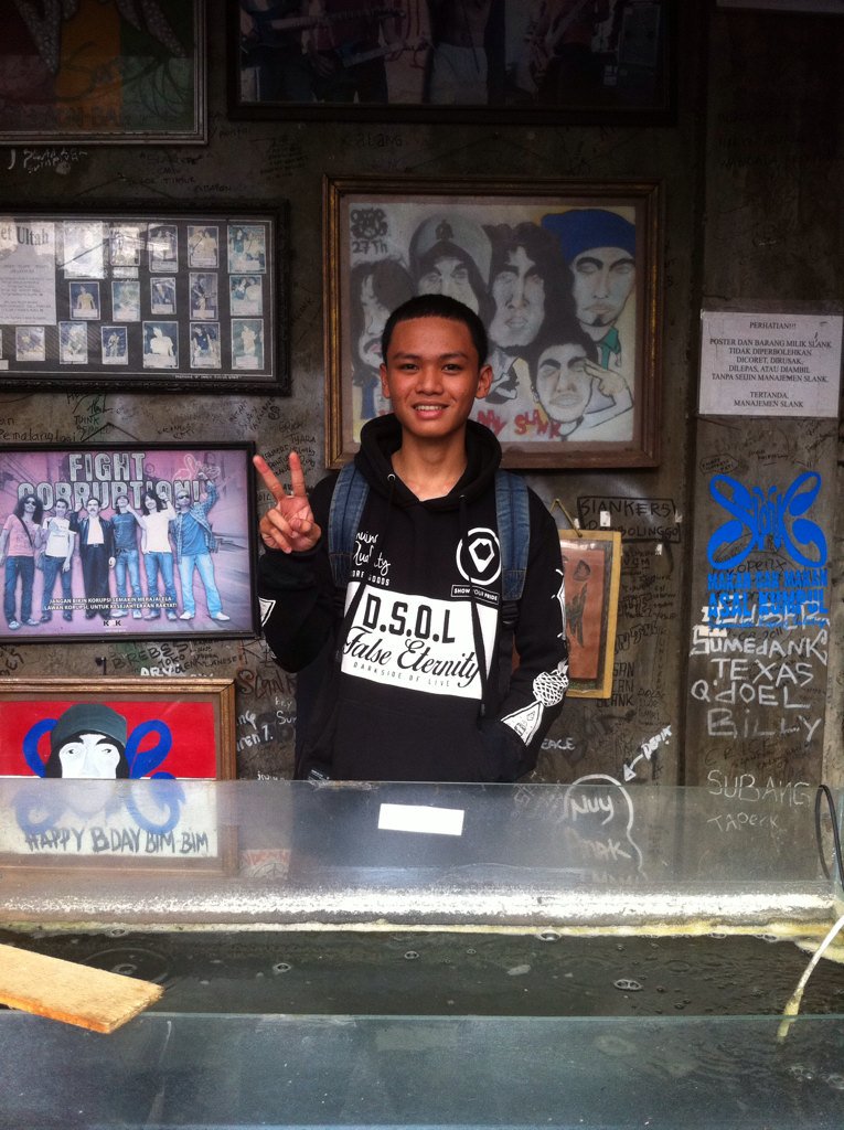 andanaiq's tweet photo. #Potlot @slankdotcom tapi sayang blm bisa sampe ketemu om bim2, @fishGOD @topengmonyet @ridhohafiedz @AbdeeNegara https://t.co/B7Hl9vX7FP