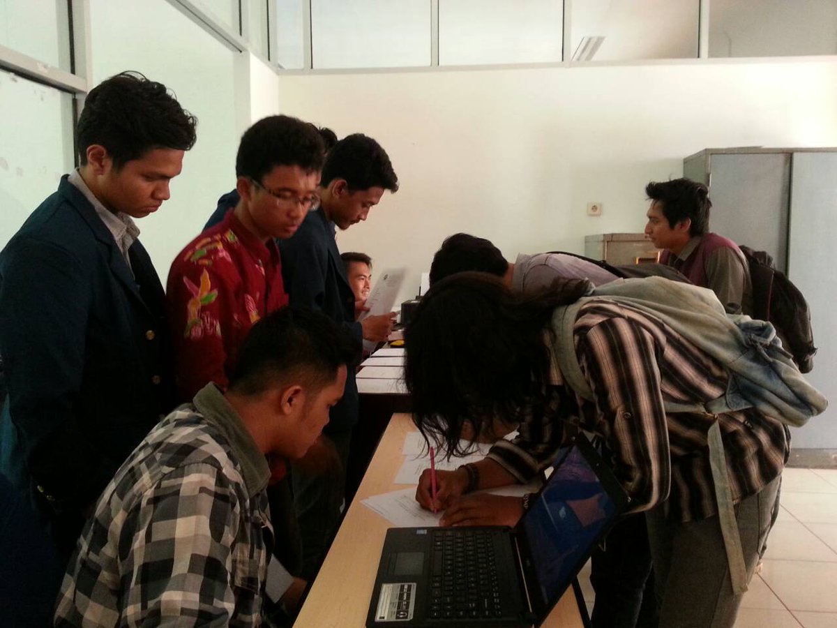 ocfisipundip15 tweet media
