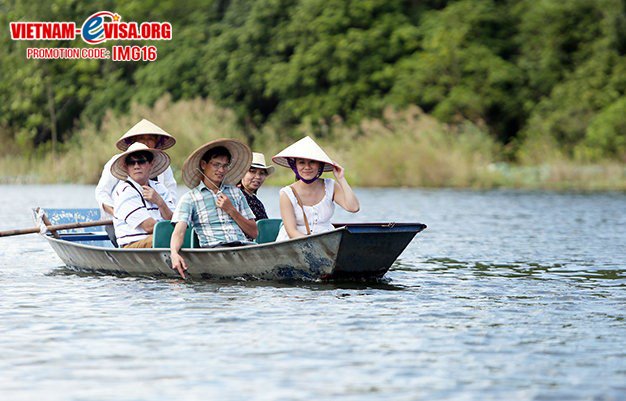 VNEvisaOrg's tweet photo. WATER LILIES BRING PICTURESQUE BEAUTY TO VIETNAMESE STREAM
https://t.co/xpfgPQWwvC
#vietnam,#yenstream https://t.co/9E0cMRMzDn