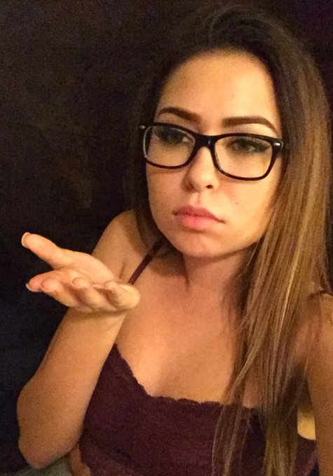 Just got home and realized that I'm out of weed 😑 #fookme https://t.co/qbPGnUP8TR<a href="/tag/fookme"class="tags"><span>#fookme</span></a>