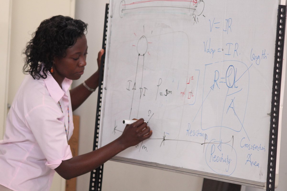 wisee_015's tweet photo. Teddy Nalubega a Trainer at the WISEE Training, explains on the resistance #WISEE https://t.co/F5UOtZStOK