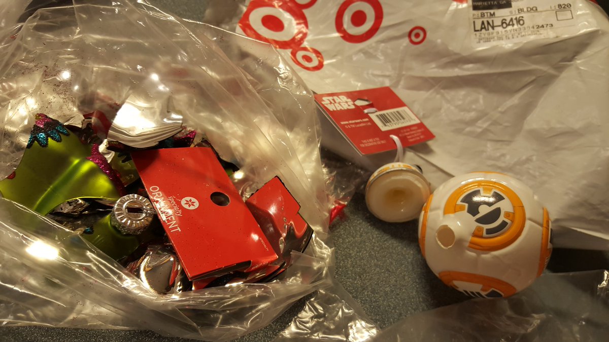 CarlRohrs's tweet photo. What could go wrong with shipping glass ornaments in a plastic bag with no padding? https://t.co/9wFfZbwqXo