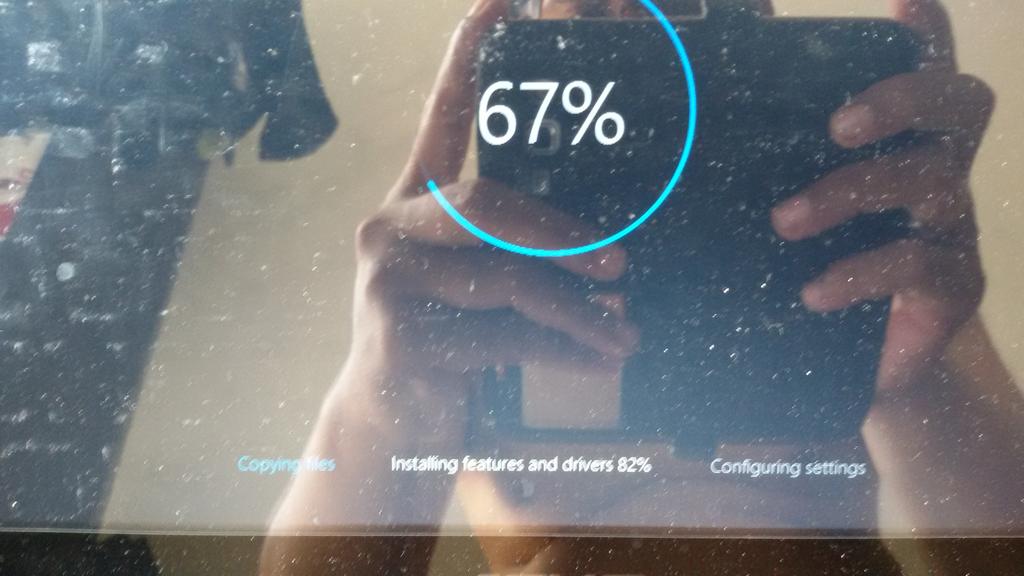 afiadi's tweet image. Vivobookku #upgradeWindows10
Luama banget ya,moga2 enggak ada apapun program terinstal yg hilang
*PanasnyaSurabaya😲