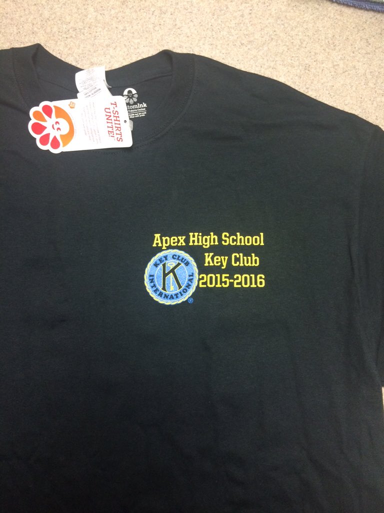 ApexKeyClub's tweet image. T-shirts are in! 😍 Pick yours up at our meeting this Thursday! But please print and bring your customink receipt!