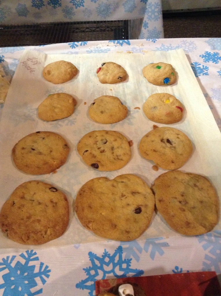 JubleeW's tweet photo. @BecelCA They turned out great! So yummy #AnythinggoesCookiedough Mine are the ones on top #CLvip https://t.co/rlCQuC4PWv