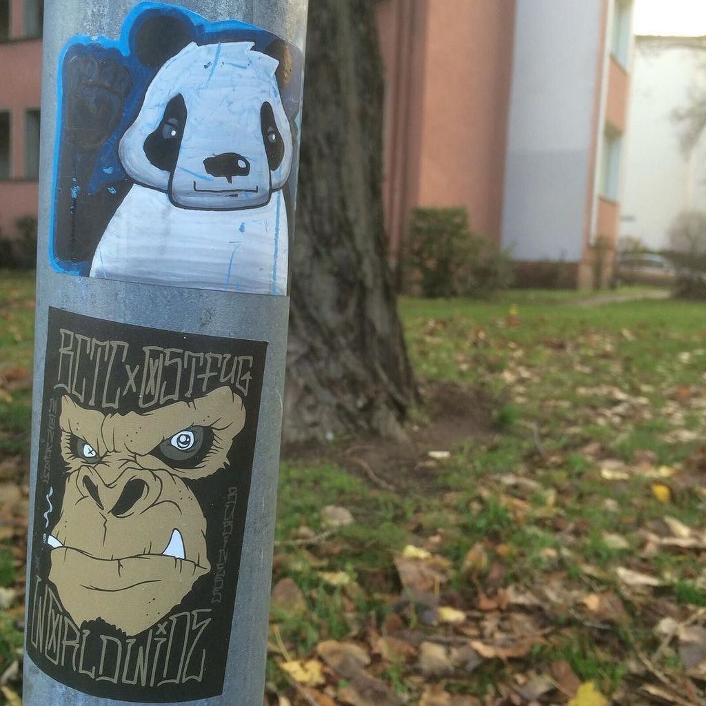 StArtEverywhere's tweet image. 🌧
Roads Animals‼️
____________________________________
#BCTC #OSTFUG #CREW #FAMILY #worldwide #monkeybusiness #stic…