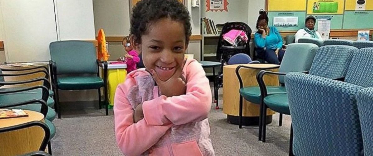 ABC's tweet photo. Ex-Cincinnati Bengal Devon Still says daughter Leah has no signs of cancer #LeahStrong. https://t.co/MzmcvzHsPL https://t.co/OtEMa2wGzL