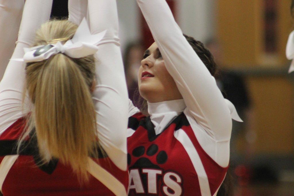 PCCatNation's tweet image. @PendletonCheer in support of @PCBoysBball GO CATS!!!