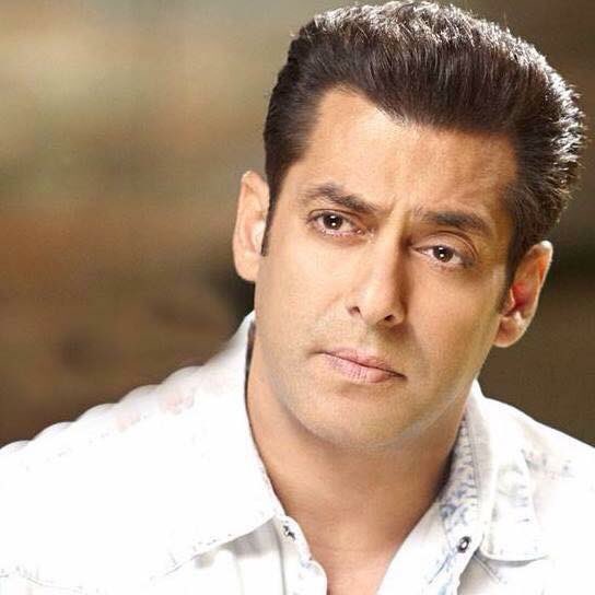 SehrishAnum's tweet photo. @rajshri @BeingSalmanKhan @foxstarhindi love you ❤️❤️❤️ https://t.co/hBAta31NV2