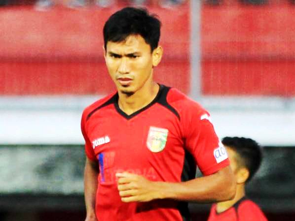 MitraMania's tweet photo. Kapten Mitra Kukar Zulkifli Syukur Segera Pulih https://t.co/yUlE2ZrDgE  https://t.co/DSQdyWSk9G