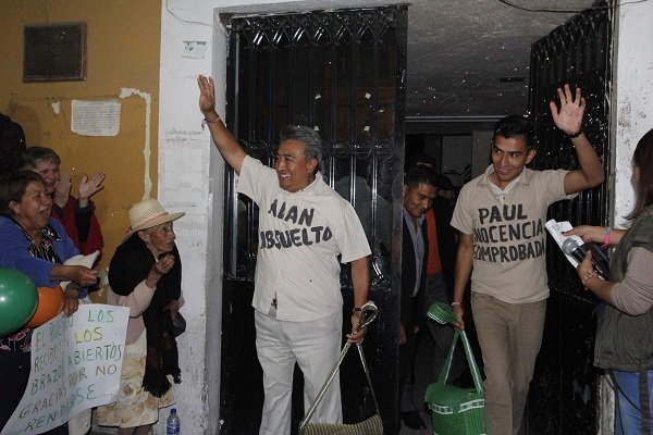 IntoleranciaID's tweet photo. El @prd_puebla debe avergonzarse por no defender a los #Xicale; reconoce Socorro Quezada https://t.co/p0QSKNKkRa https://t.co/BzFUfdvcnJ
