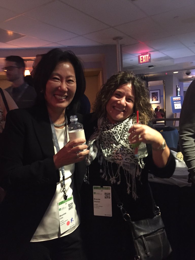 HeatherSimon's tweet photo. #AU2015  ❤️ awesome examples of female leaders at Autodesk! I'm so lucky https://t.co/cMXyeR7X6O