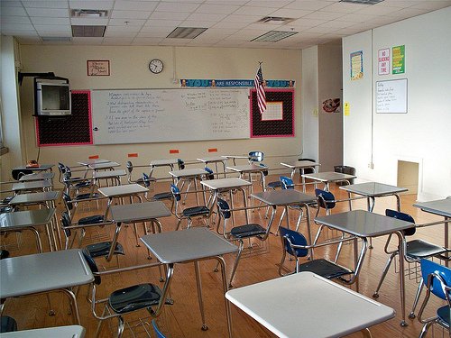 Lynch39083's tweet image. The First Year Teaching: Getting Off to a Good Start is.gd/nuIQ4B #ntchat