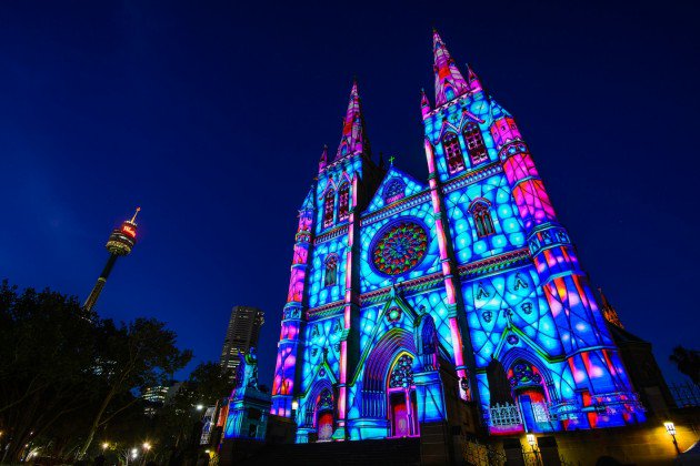 Australiacars's tweet photo. Enjoy a jaw-dropping light &amp; sound show #LightsOfChristmas' in #Sydney starting from Dec 
10
#Christmasevents https://t.co/FbLpQ75wb1