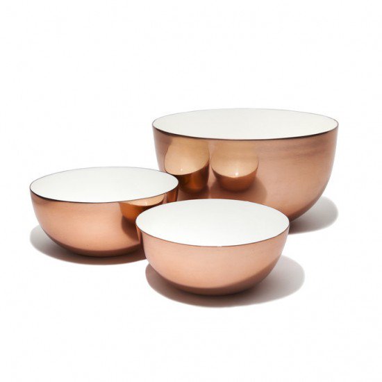foodandwine's tweet photo. 9 gorgeous copper items to brighten up your kitchen. #FWx https://t.co/DXA1o2a95L https://t.co/hf7viXFxzA