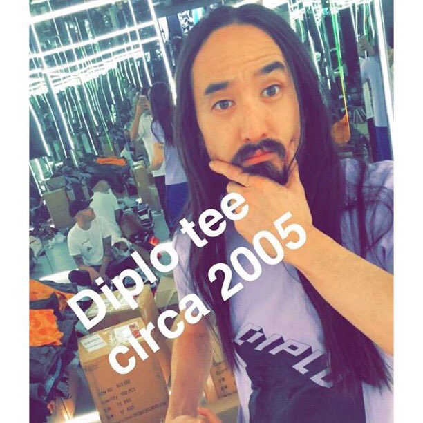 Doin the @diplo w/ my 10 year old diplo tee https://t.co/uxLKcgTCBx