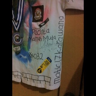 Baru aja lulus tapi doyannya udah mamah muda lu tong =))